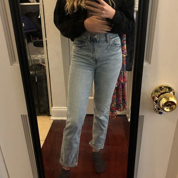 Daze high-waisted, straight fitted, light wash jeans, size 24 - Picture 2 of 7